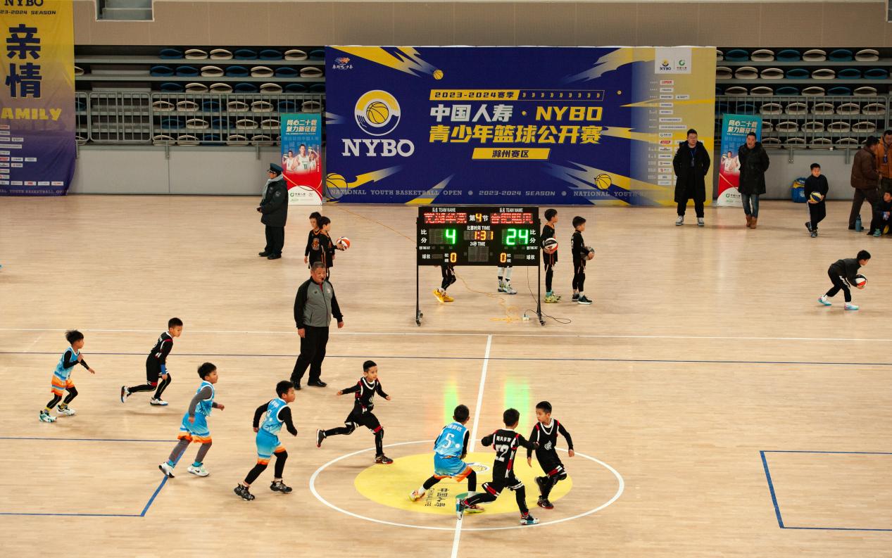 爱游戏官网-萨拉赫重返赛场，比赛规则变更首场状态出色，德国队观众沸腾！