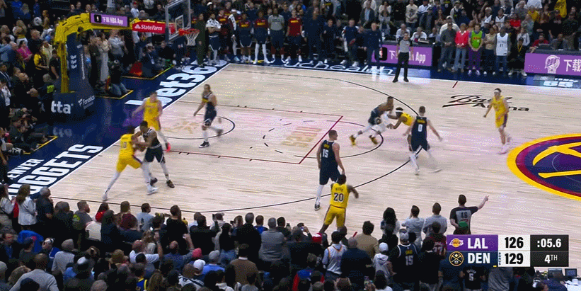 爱游戏官网-穆雷重要时刻刷新纪录，湖人带队取胜！